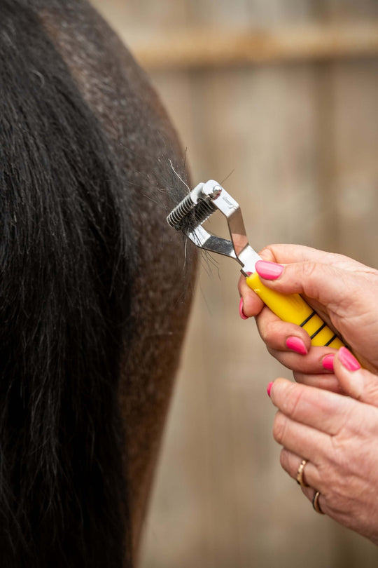 Smart Grooming Tail Tidy Rake